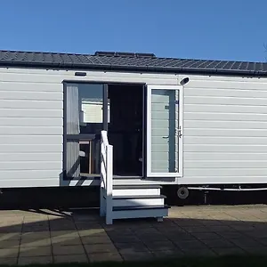 Withernsea Luxury Caravan Hire Waxholme